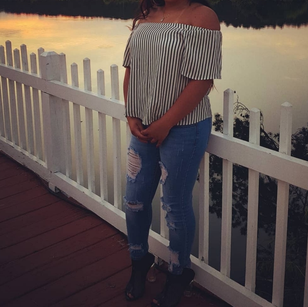 BAR lll 3 Off the Shoulder Top Size M
